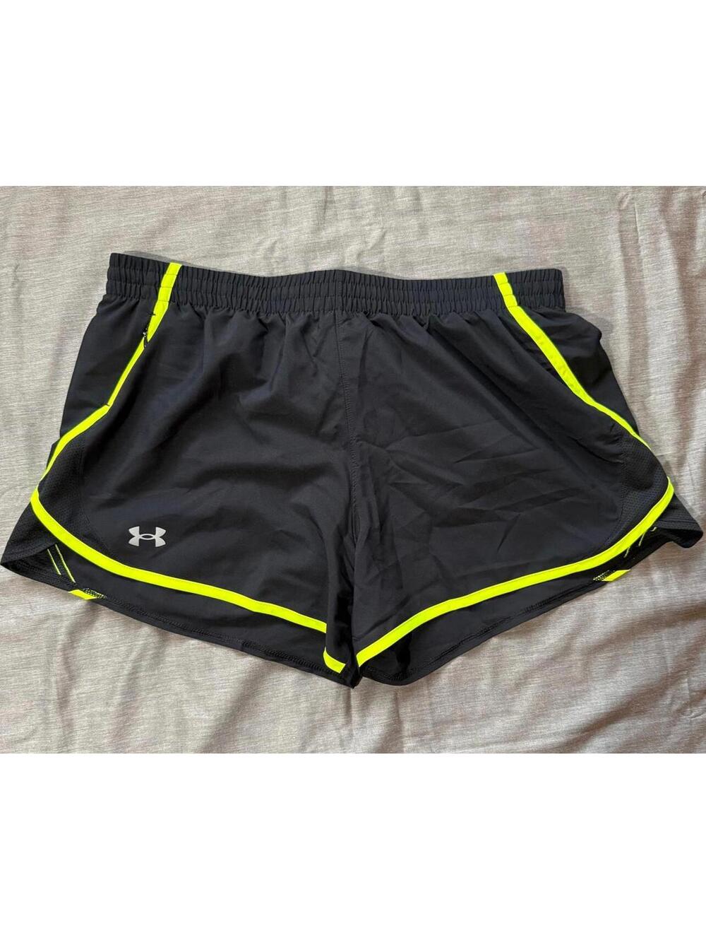 Under Armour Women's Size Large Black Fly-By Running Shorts Hi Vis Yellow Lined